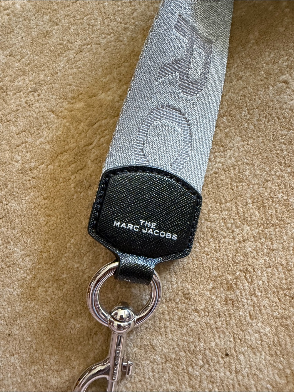 Marc Jacobs Silver Webbing Strap with Silver Hardware - Picture 4 of 5